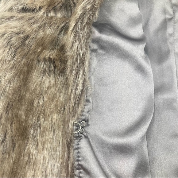 WD.NY Small faux fur vest - Picture 5 of 6